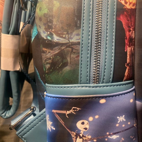 Brand New WT Nightmare Before Christmas Loungefly Mini Backpack - Picture 6 of 6